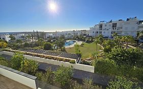 Nice 2 Bedroom Bali Apartment With Sea Views